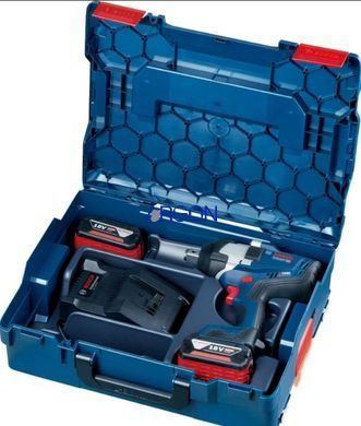 Аккумуляторный ударный бесщеточный гайковерт Bosch GDS 18V-1050 H, 2x5.0Ah (зарядное устройство) 06019J8522 фото